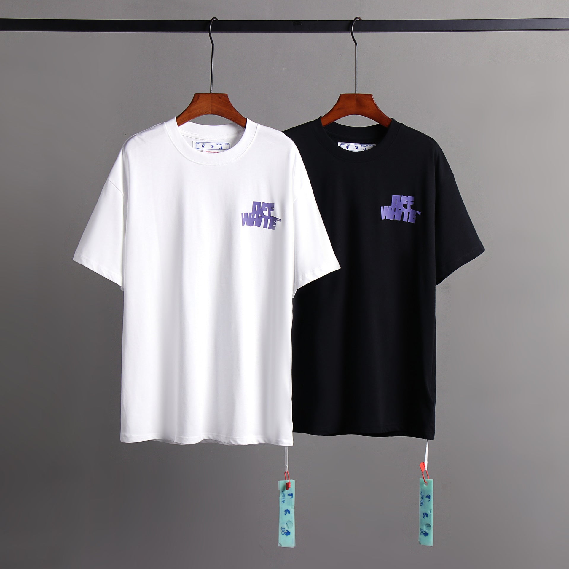 OFF WHITE T-Shirt