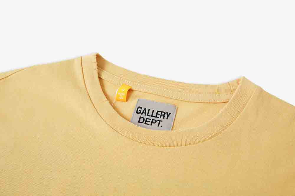GALLERY DEPT. Reversible Crop T-Shirt "Student Coach"