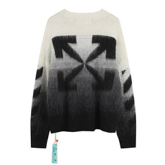 OFF WHITE Black Arrow Pattern Gradient Crew Neck Pullover Sweater